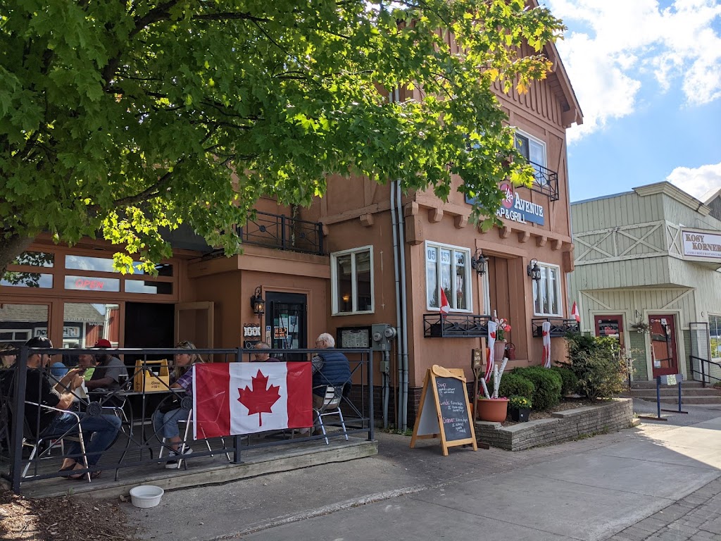 Maple Avenue Tap & Grill | 172 Highland St, Haliburton, ON K0M 1S0, Canada | Phone: (705) 457-1100