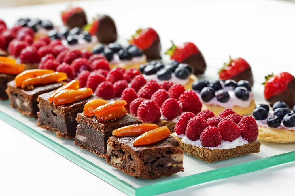 Cains Catering | 410 St Vincent St, Barrie, ON L4M 4A6, Canada | Phone: (705) 503-4040