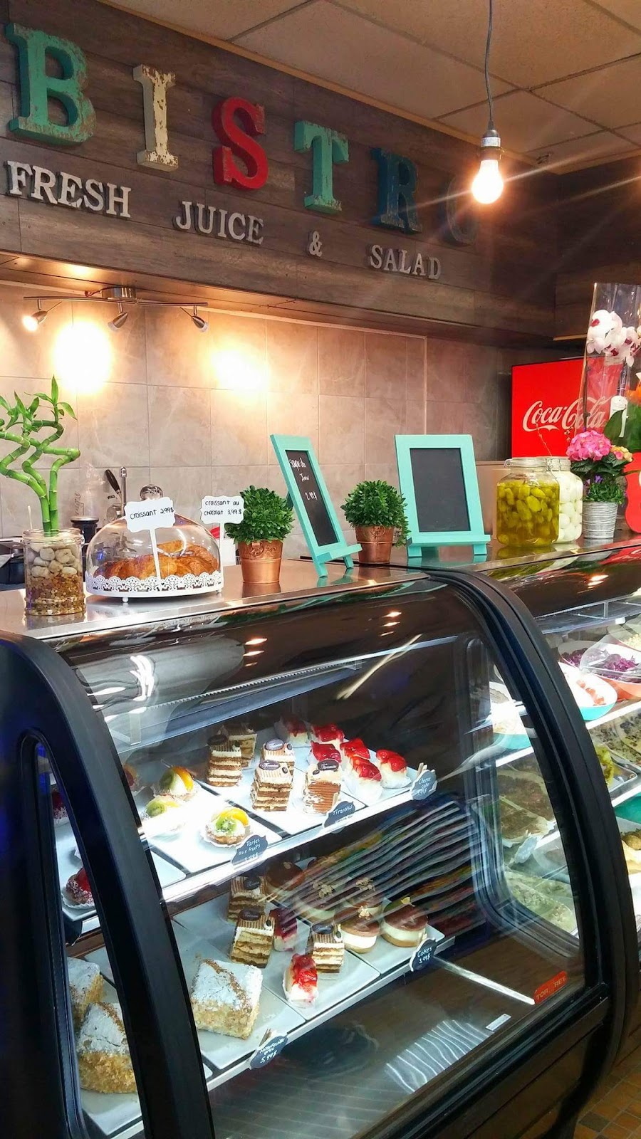 Dépanneur Ultra | 3475 Av du Parc, Montréal, QC H2X 2H6, Canada | Phone: (514) 842-0369
