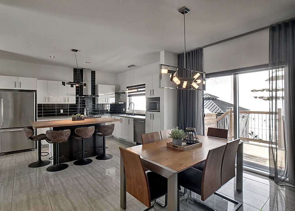 Chalets Nature | 1719 Rue Claire-Bonenfant suite 109, Québec, QC G2K 0N9, Canada | Phone: (418) 572-5595