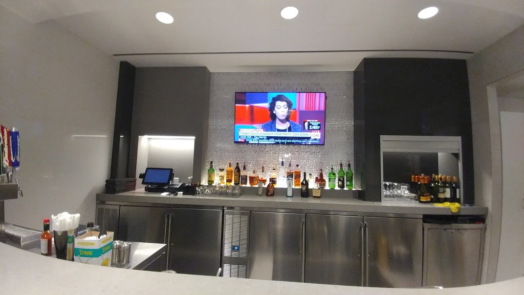 American Airlines Admirals Club | 6301 Silver Dart Dr, Mississauga, ON L5P 1B2, Canada | Phone: (800) 433-7300