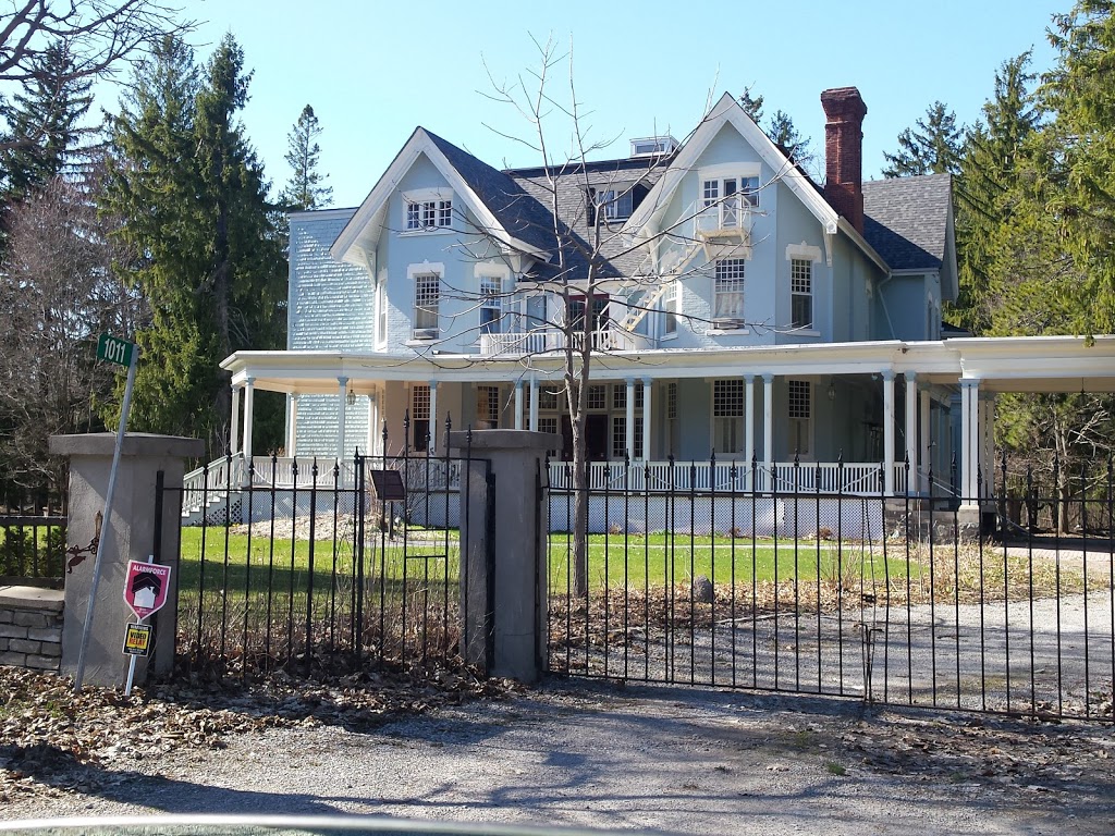 The Sir William Mackenzie Inn | 1011 Portage Rd, Kirkfield, ON K0M 2B0, Canada | Phone: (855) 316-6025