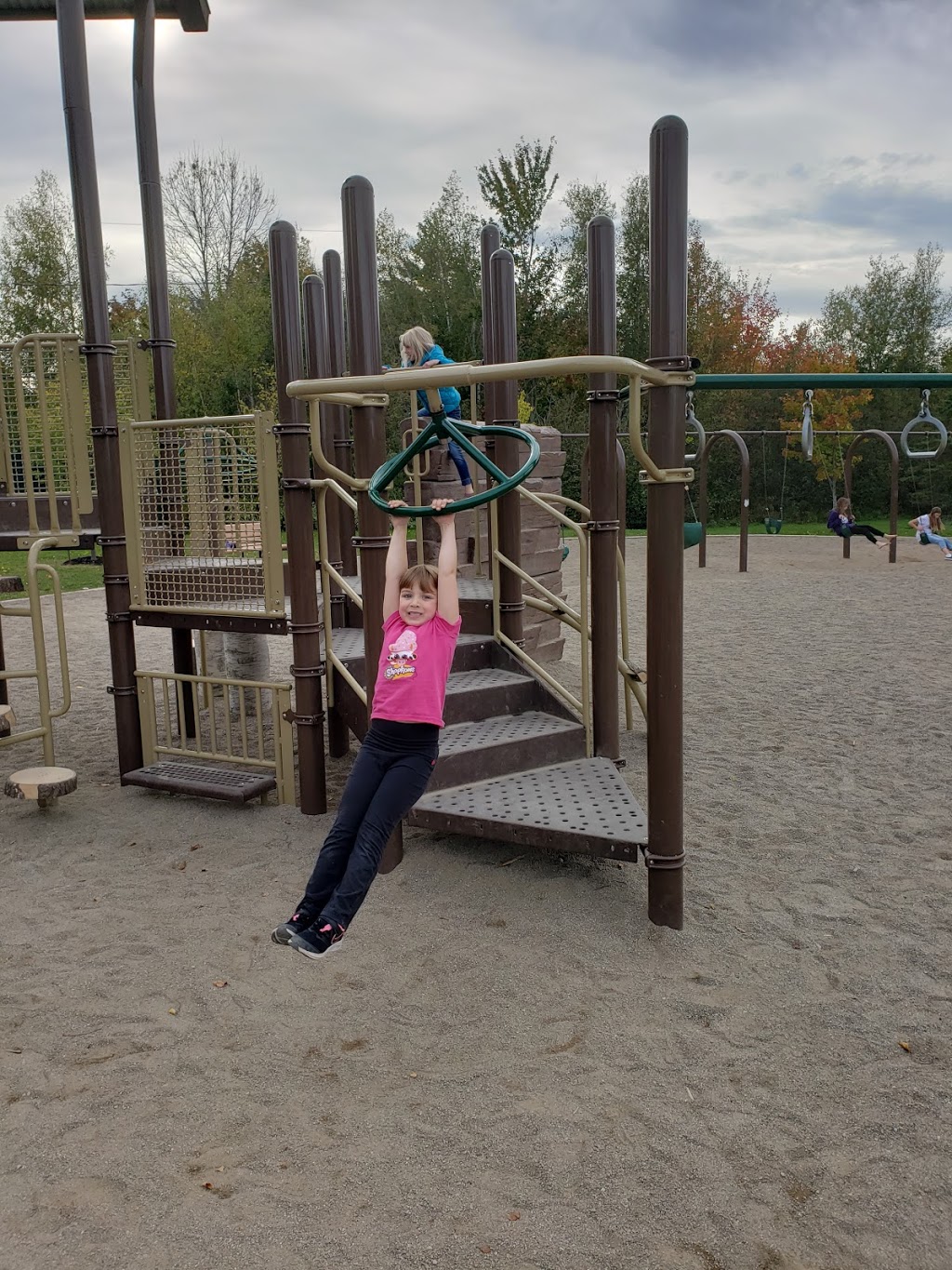 Maplehurst Park | 115 Maplehurst Dr, Moncton, NB E1G 1G7, Canada | Phone: (506) 853-3516
