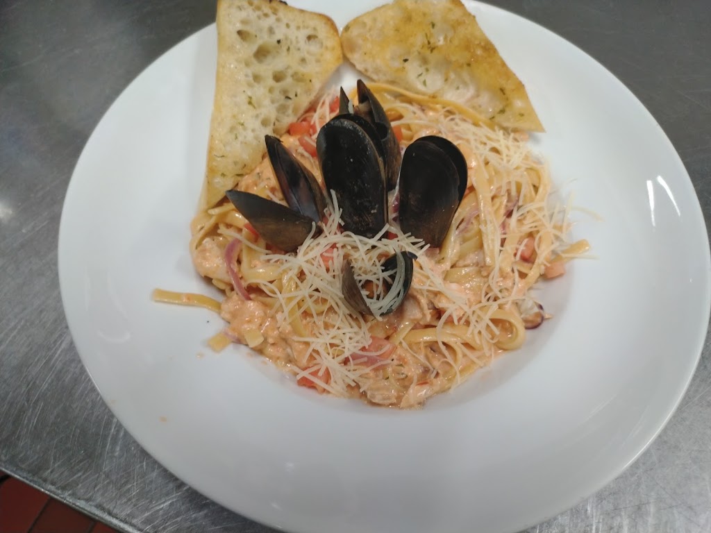 The hidden gem restaurant | 60 Sky Blvd, Goffs, NS B2T 1K3, Canada | Phone: (902) 873-6411
