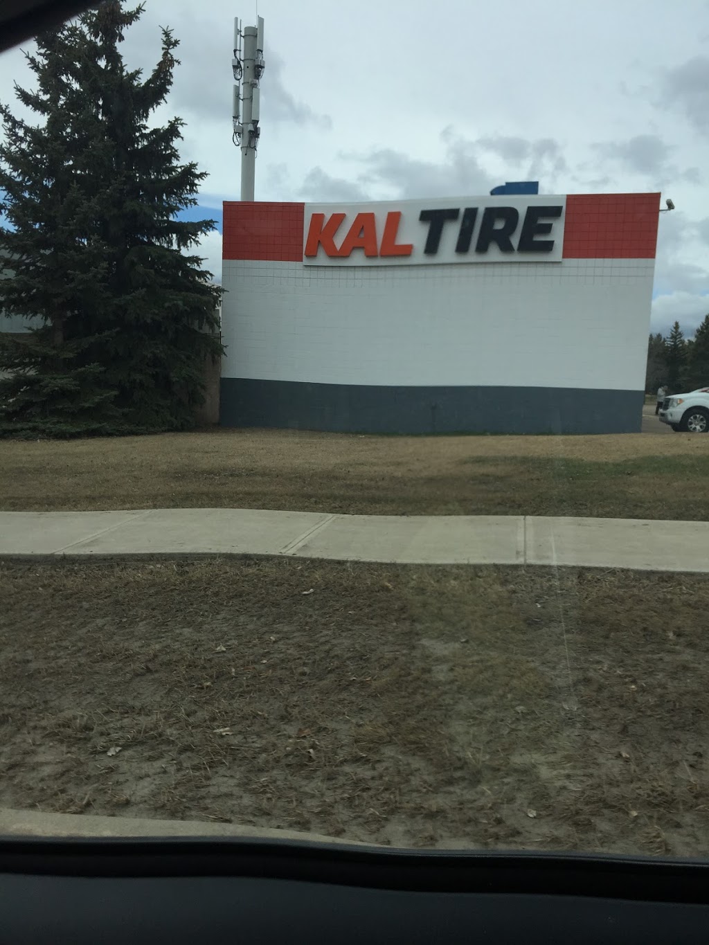 Kal Tire | 550 St Albert Trail, St. Albert, AB T8N 5Z1, Canada | Phone: (780) 460-9568