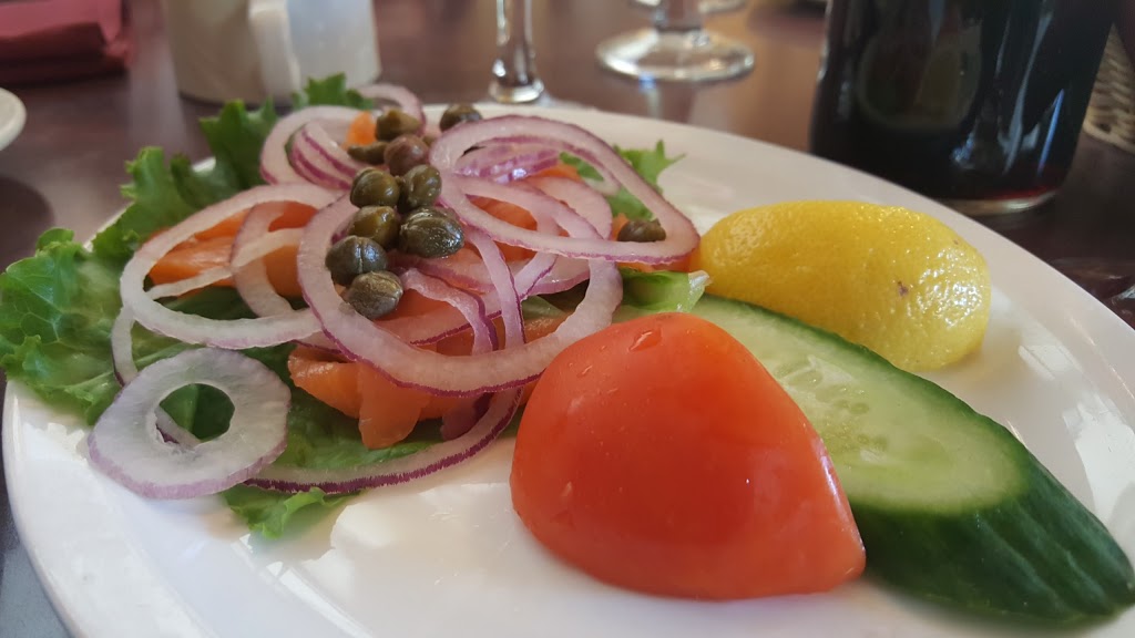 Jonathans Restaurant | 425 Quebec St, Victoria, BC V8V 4Z2, Canada | Phone: (250) 383-5103