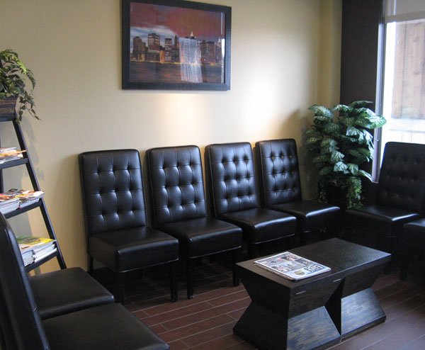 Fifth Avenue Dental Clinic | 2007 120 Fifth Ave, Cochrane, AB T4C 0A4, Canada | Phone: (403) 800-3300