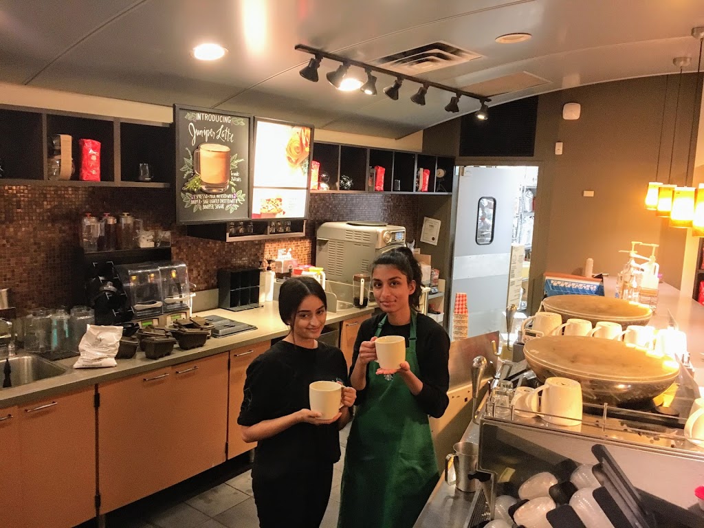 Starbucks | Sunshine Hills Shopping Centre, 6483 120 St, Delta, BC V4E 3G5, Canada | Phone: (604) 598-1112