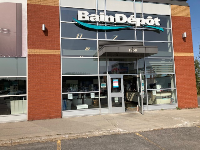 Bain Dépôt Chicoutimi | 1558 Bd Talbot, Chicoutimi, QC G7H 4C2, Canada | Phone: (418) 973-4777