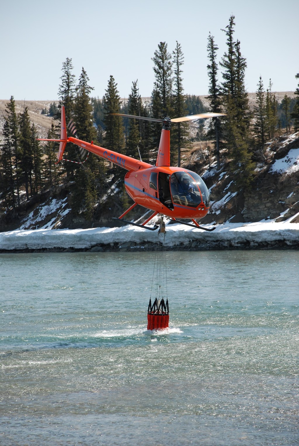 Mountain View Helicopters | 402 A Otter Bay, Calgary, AB T3Z 3S6, Canada | Phone: (403) 286-7186