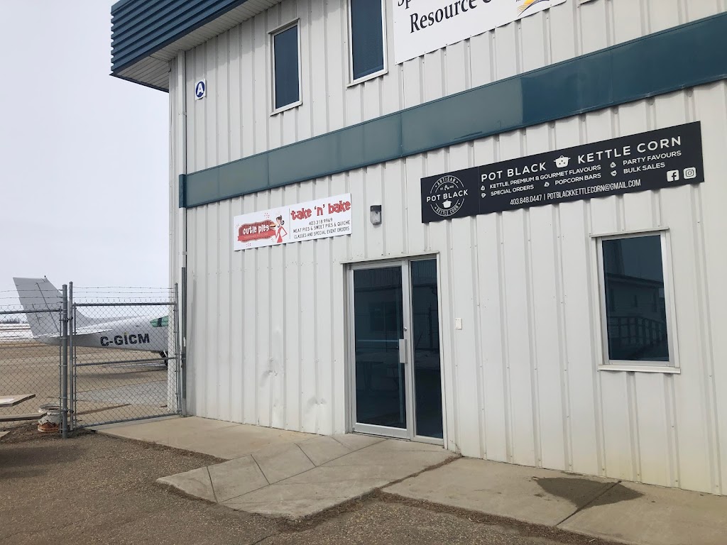 Cutie Pies | 3801 Airport Dr, Springbrook, AB T4S 2E8, Canada | Phone: (403) 318-9969