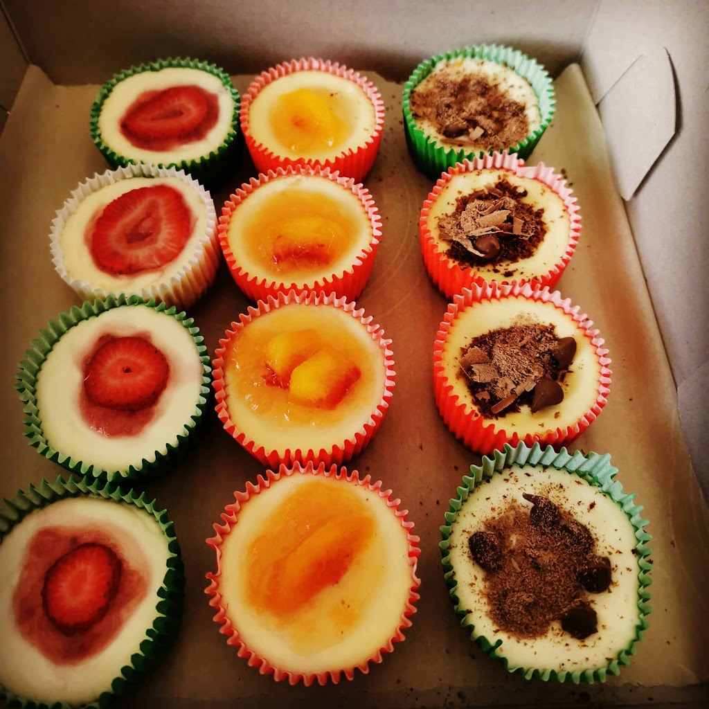 Khadijas Sweet Tooth | Plains Rd W, Burlington, ON L7T 4H4, Canada | Phone: (289) 400-8092