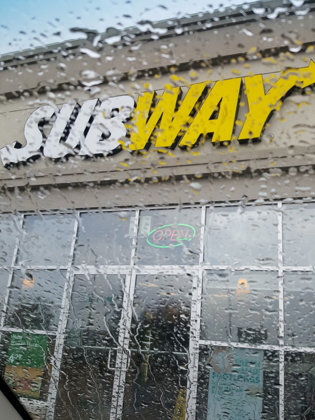 Subway | 5303 68 Ave SE Unit #105, Calgary, AB T2C 4Z2, Canada | Phone: (403) 720-3888
