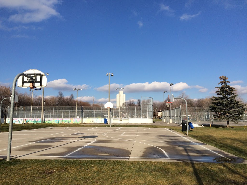Jimmie Simpson Park | 872 Queen St E, Toronto, ON M4M 1H9, Canada | Phone: (416) 392-2489