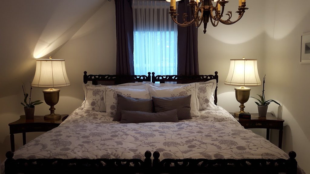 The Crab Apple Inn | 66 NS-242, Joggins, NS B0L 1A0, Canada | Phone: (902) 251-2749