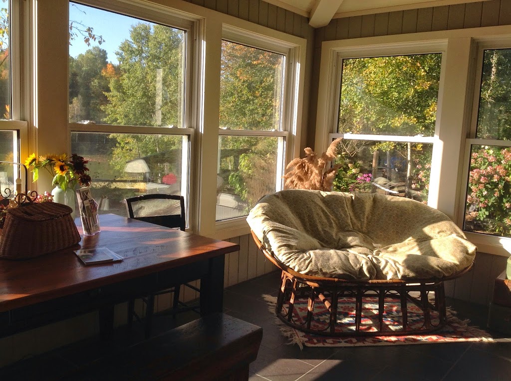 Morgan House Bed and Breakfast and Wool Works | 83 Morgans Rd, Huntsville, ON P1H 1A2, Canada | Phone: (705) 380-2566
