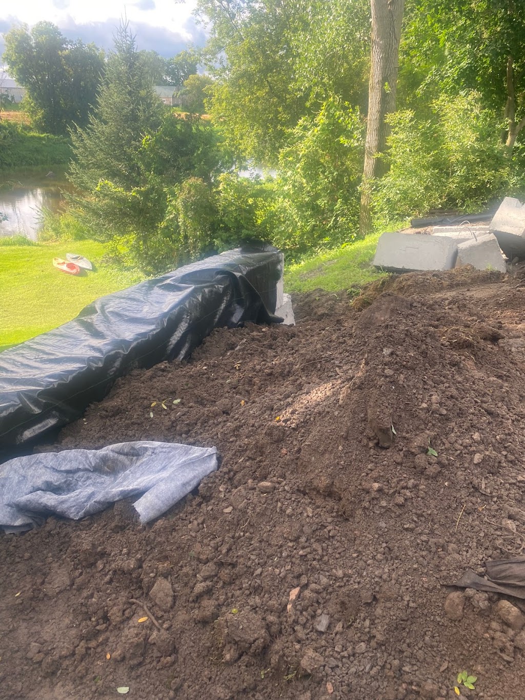 KM Transit Inc / Transport&Excavation | 311 Rue dOttawa app 1, Cowansville, QC J2K 2C8, Canada | Phone: (450) 531-1628