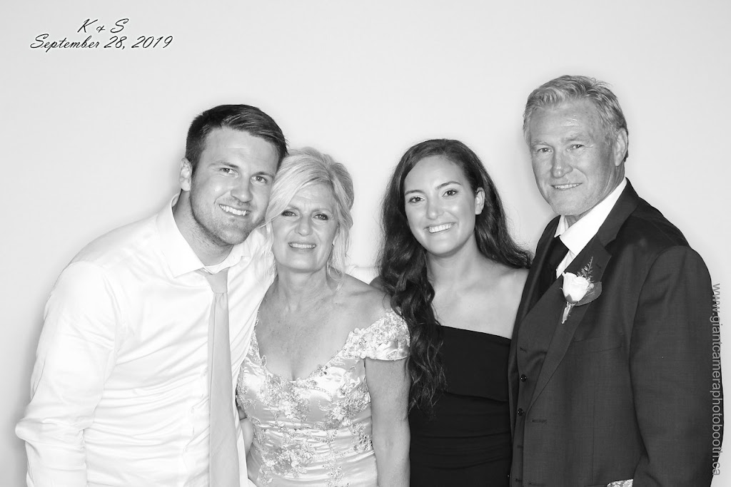 Giant Camera Photo Booth | 25 Rochelle Ave unit 7, Hamilton, ON L8W 1P9, Canada | Phone: (905) 923-2883