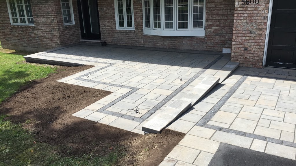 AA Landscaping | 1558 Stagecoach Rd, Greely, ON K4P 1G6, Canada | Phone: (613) 724-0219