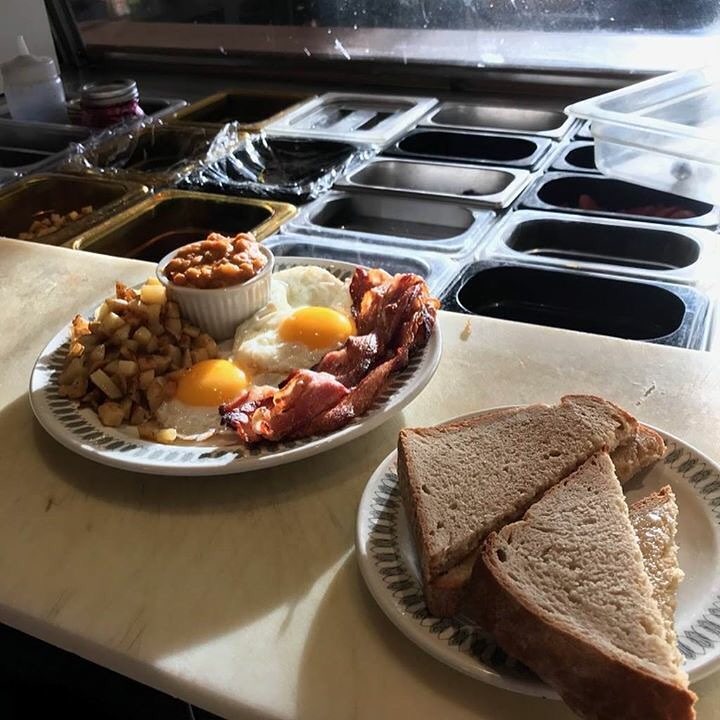 Café du Château | 10 Rue King, Huntingdon, QC J0S 1H0, Canada | Phone: (450) 264-3017
