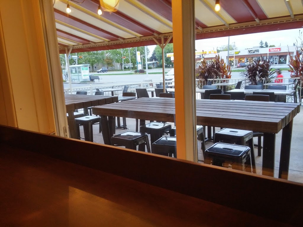 Restaurant Cantine Chez Jos | 4710 Boulevard Laurier O, Saint-Hyacinthe, QC J2S 3V2, Canada | Phone: (450) 774-0129