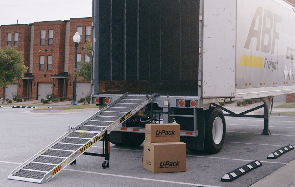 U-Pack | 400 Grays Rd #218, Hamilton, ON L8E 3J6, Canada | Phone: (844) 611-4582
