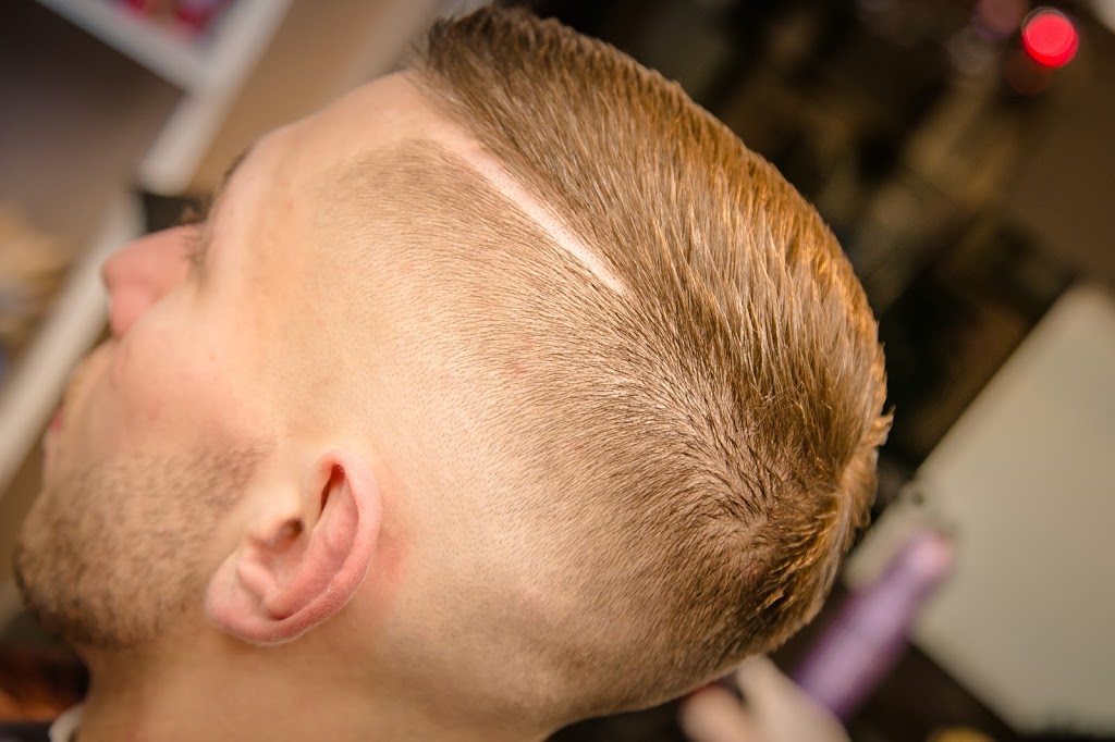 Avant Garde Hair Salon | 953 Queenston Rd, Stoney Creek, ON L8G 1B8, Canada | Phone: (905) 662-5504