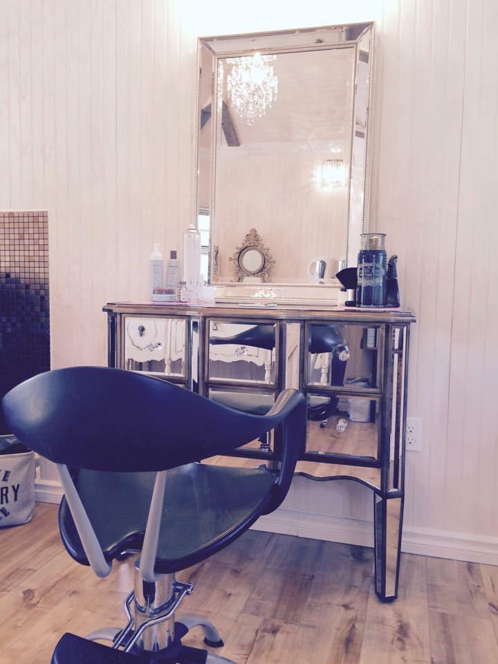 Tammys Hair Boutique | 4215 Wildwood Rd, Bowser, BC V0R 1G0, Canada | Phone: (250) 802-3239