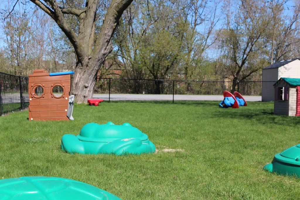 Little Blessings Nursery School | 4240 Anderson St, Whitby, ON L1R 2W1, Canada | Phone: (905) 655-4534