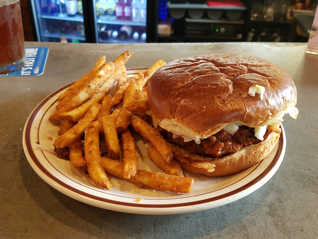 Doghouse Tavern | 80874 Main St, Memphis, MI 48041, USA | Phone: (810) 392-5116