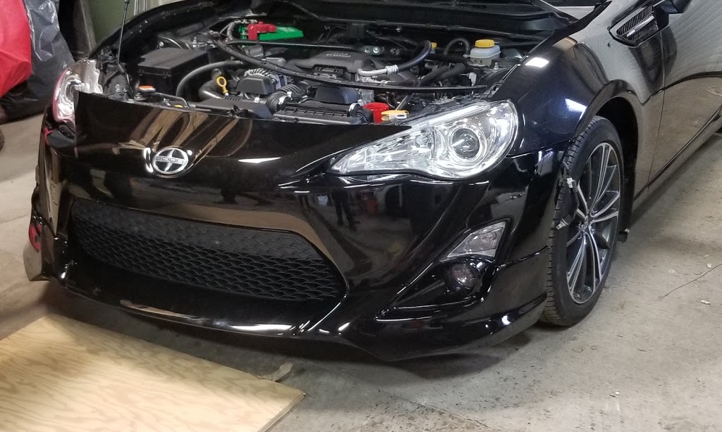 AGK AUTO BODY AND REPAIR | 1145 Fewster Dr, Mississauga, ON L4W 1A2, Canada | Phone: (905) 282-0037