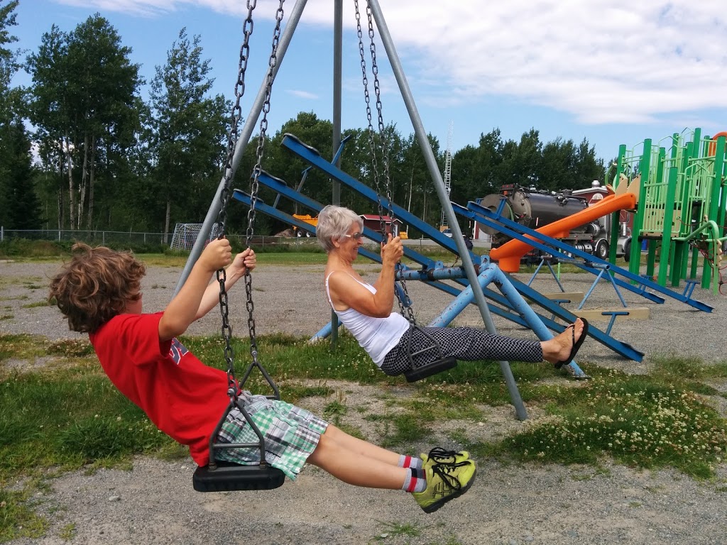 Flower - Activities In English | 1811 Rue Mandeville, Sorel-Tracy, QC J3R 2K9, Canada | Phone: (450) 846-3199
