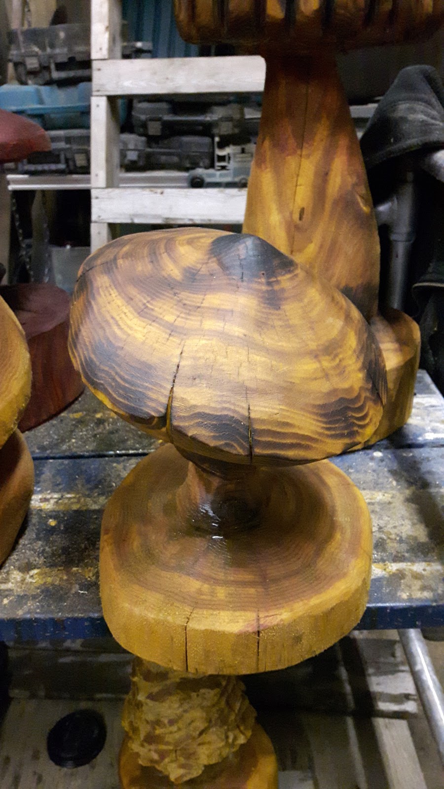 Fernie Log Carver | 1M1, Crowsnest Hwy, Fernie, BC V0B 1M1, Canada | Phone: (250) 423-0552