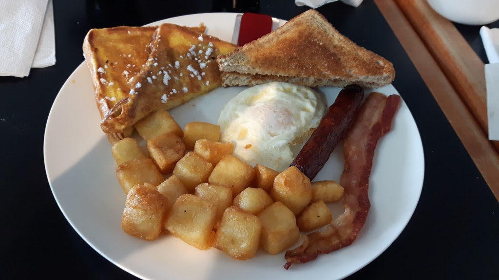 Da Bean Cafe & Grill | 15400 Hurontario St, Caledon, ON L7C 2C3, Canada | Phone: (905) 838-1888