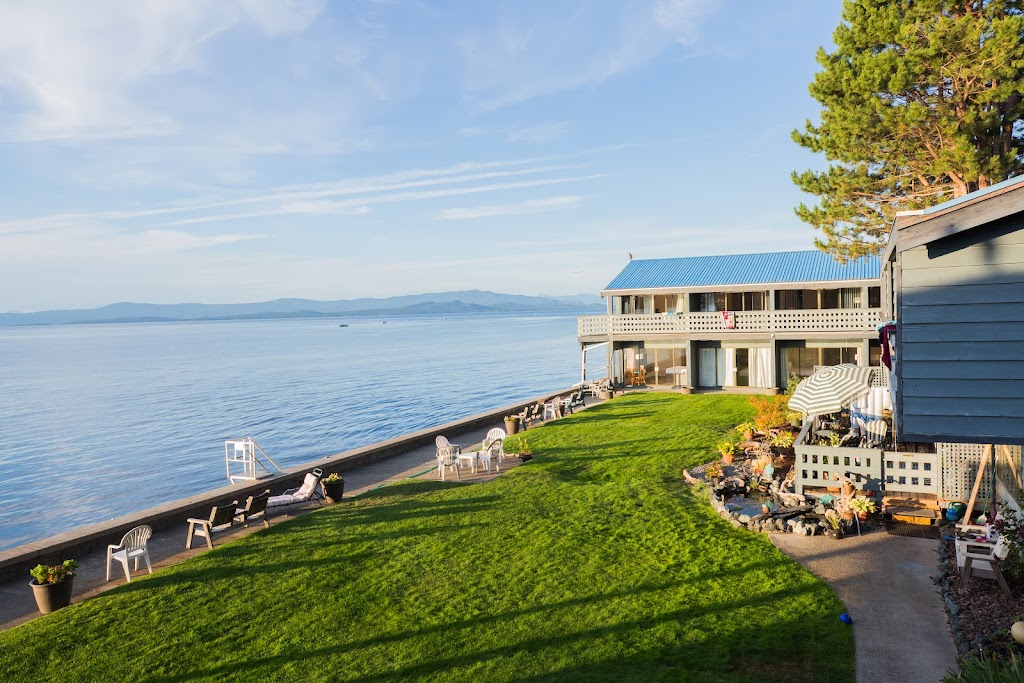 Sand Pebbles Inn | 2767 Island Hwy W, Qualicum Beach, BC V9K 2C4, Canada | Phone: (250) 752-6974
