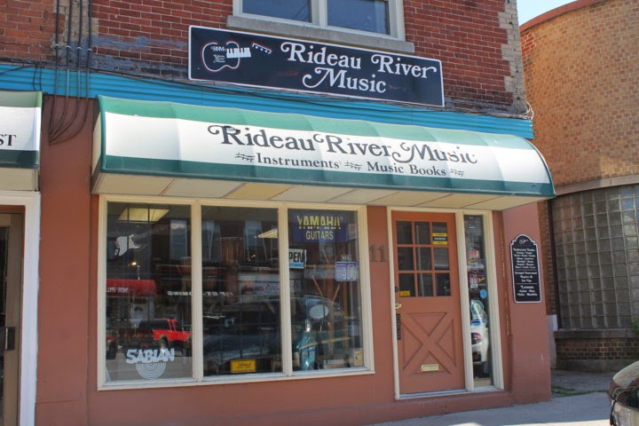 Rideau River Music | 11 Main St W, Smiths Falls, ON K7A 1M4, Canada | Phone: (613) 283-1410