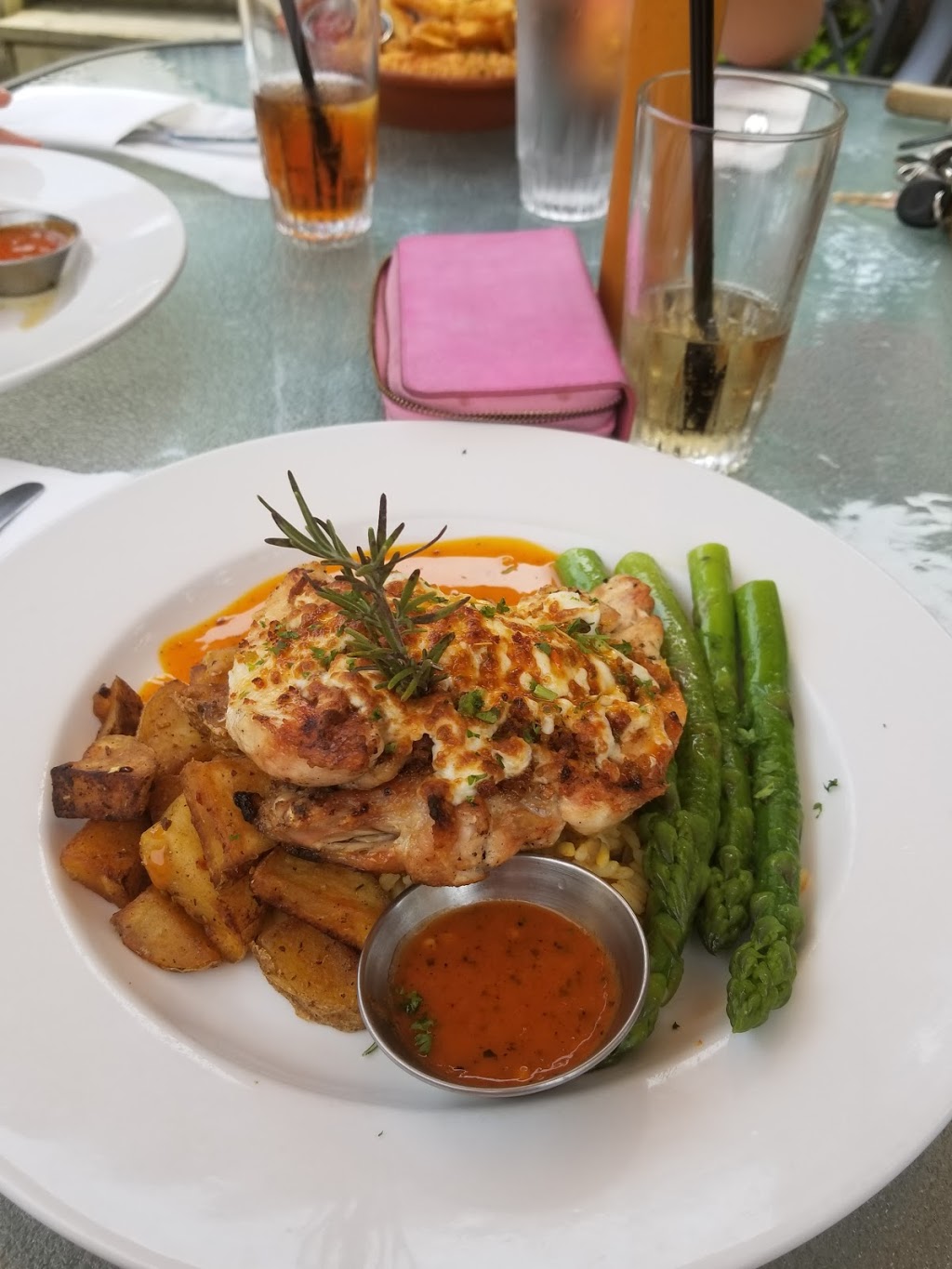 Barcelos Restaurant & Grill | 22 Sunnidale Rd, Wasaga Beach, ON L9Z 2S8, Canada | Phone: (705) 429-3685