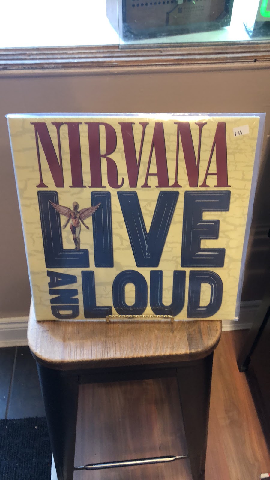 TONY”S BOUTIQUE VINYLE | 543 Chem. du Bord-du-Lac-Lakeshore, Dorval, QC H9S 2B1, Canada | Phone: (514) 778-4118