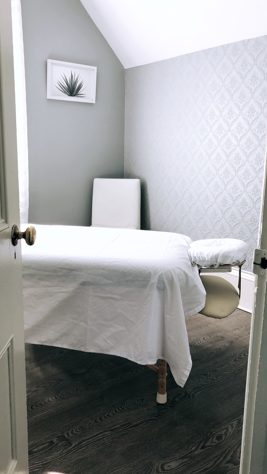 Kenko Osteopathy and Wellness | 1 Lake St, Picton, ON K0K 2T0, Canada | Phone: (416) 624-7088