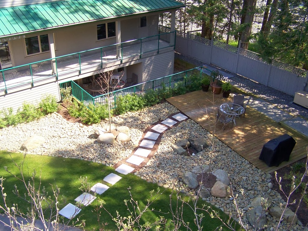 Blue Moon Oceanside Condos | 3600 Yellow Point Rd, Ladysmith, BC V9G 1E8, Canada | Phone: (250) 618-8218