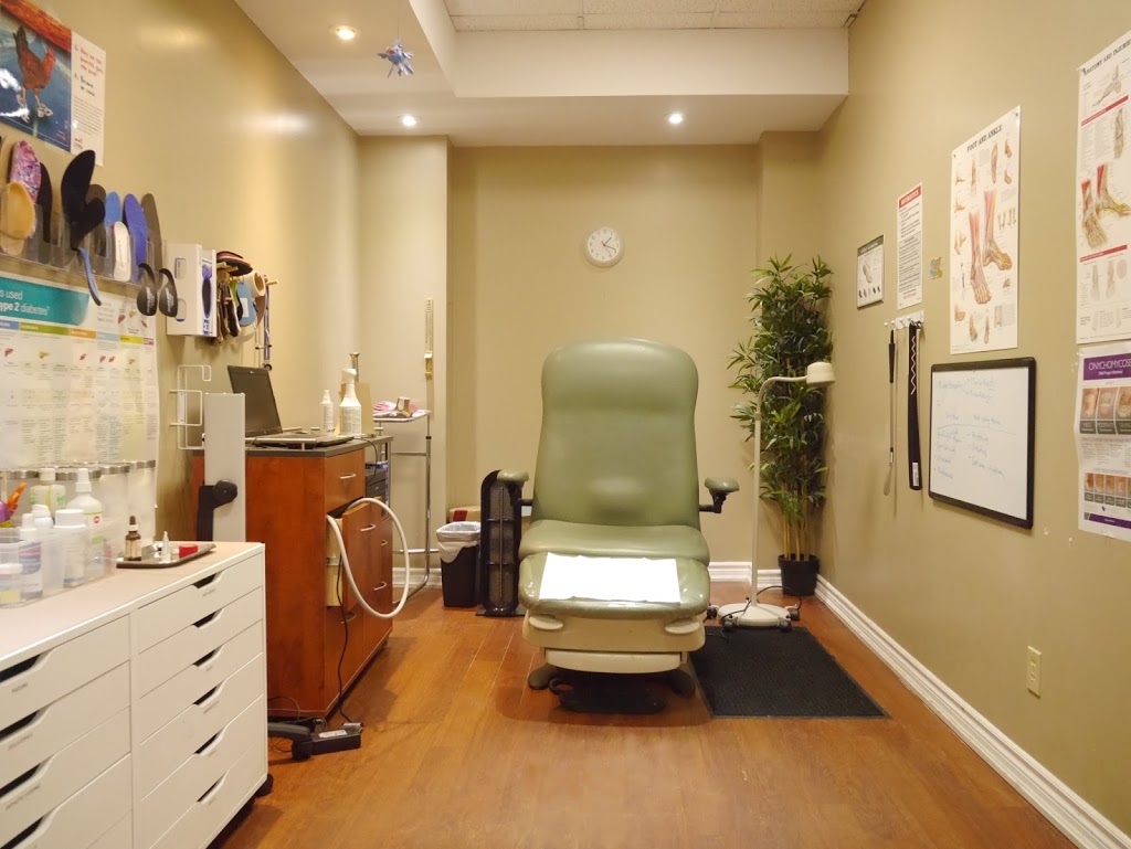 Foundation Chiropody | 2155 Leanne Blvd #125, Mississauga, ON L5K 2K8, Canada | Phone: (905) 916-3668