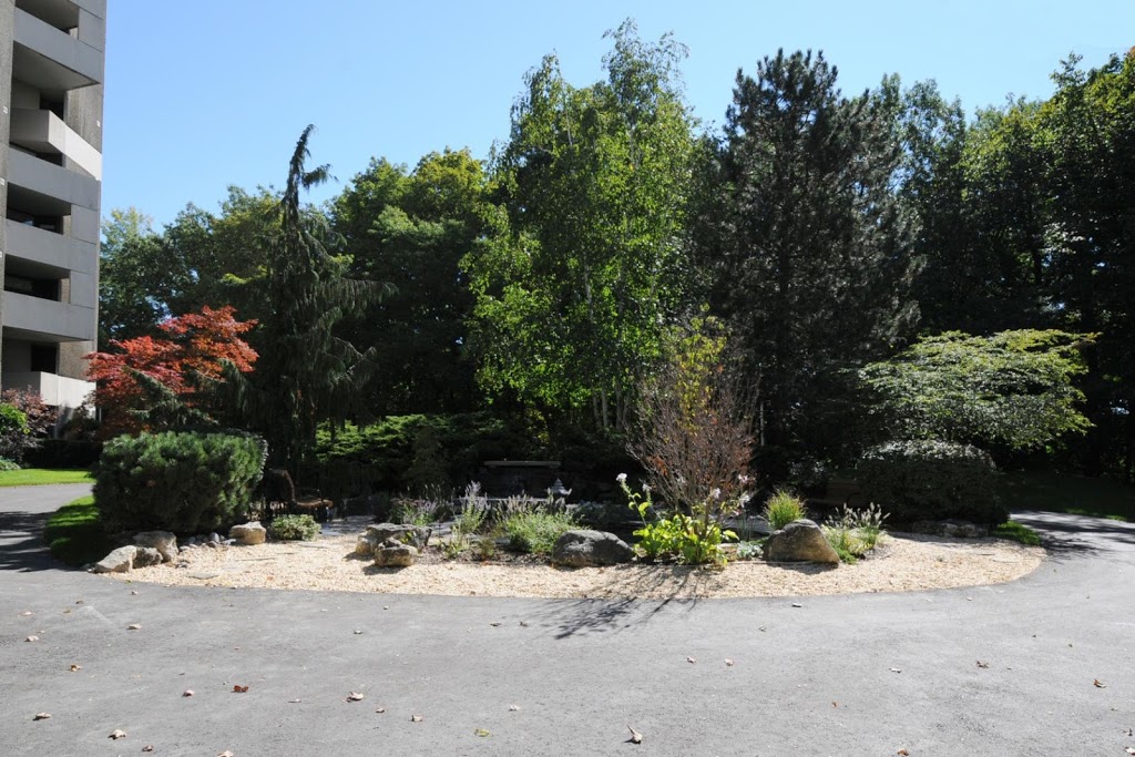 The Masters Condominiums | 288 Mill Rd, Etobicoke, ON M9C 4X7, Canada | Phone: (416) 622-0318