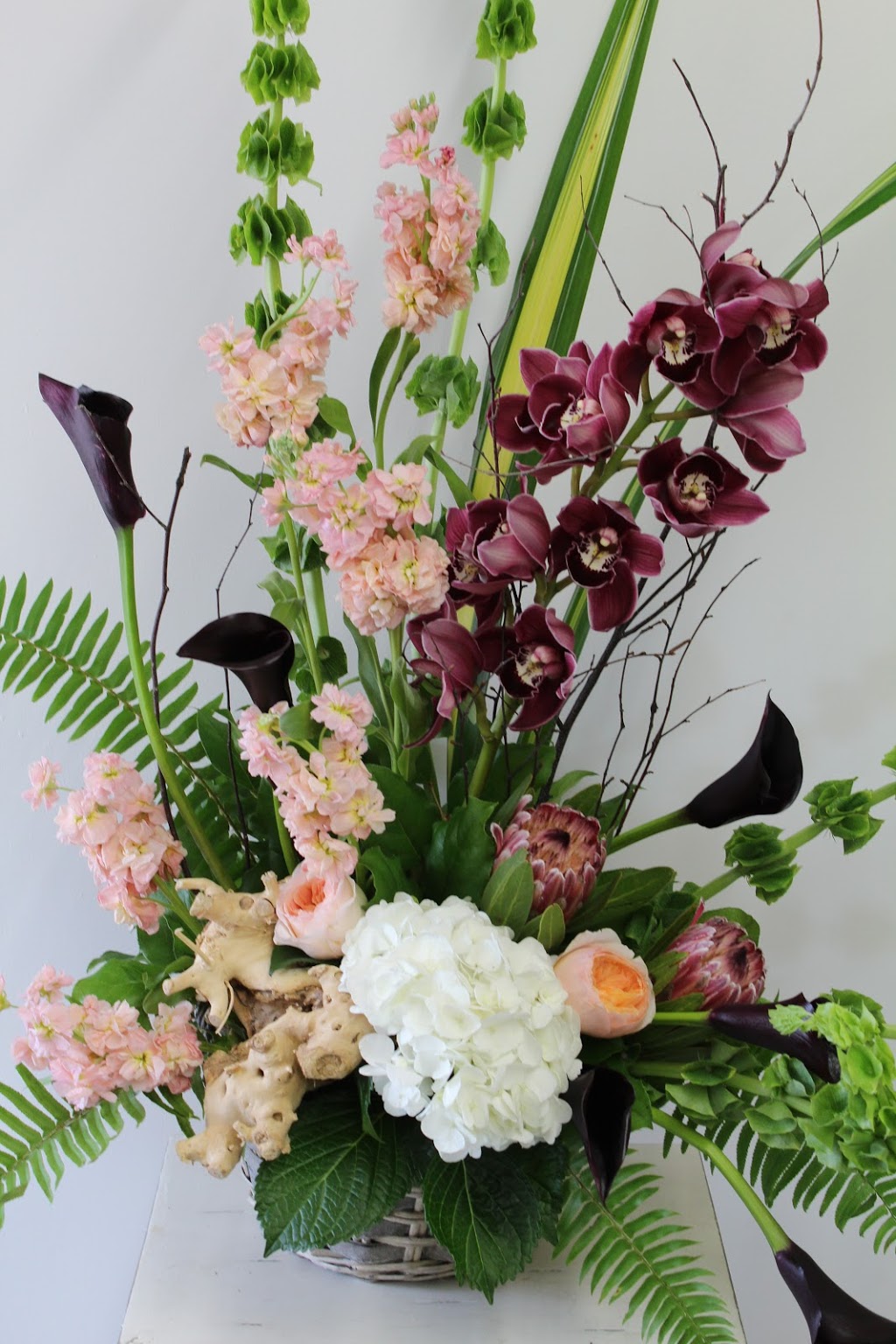 Aux Mille Et Une Fleurs Fleuriste Coaticook, Stanstead | 228 Rue Saint-Jean-Baptiste, Coaticook, QC J1A 2J3, Canada | Phone: (819) 849-7444