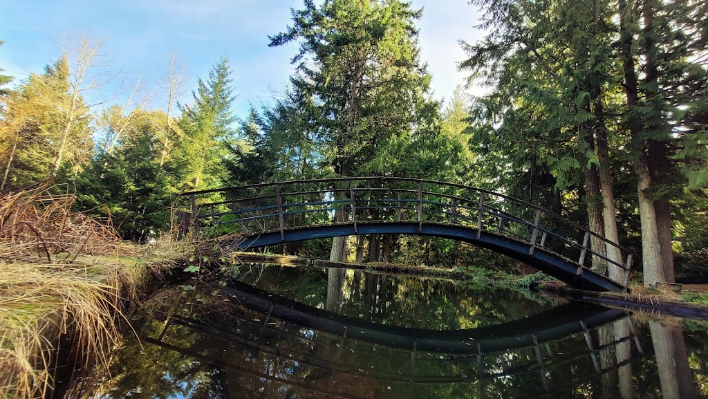 The House on the Hill | 2742 Benson View Rd, Nanaimo, BC V9R 6W7, Canada | Phone: (250) 802-4693