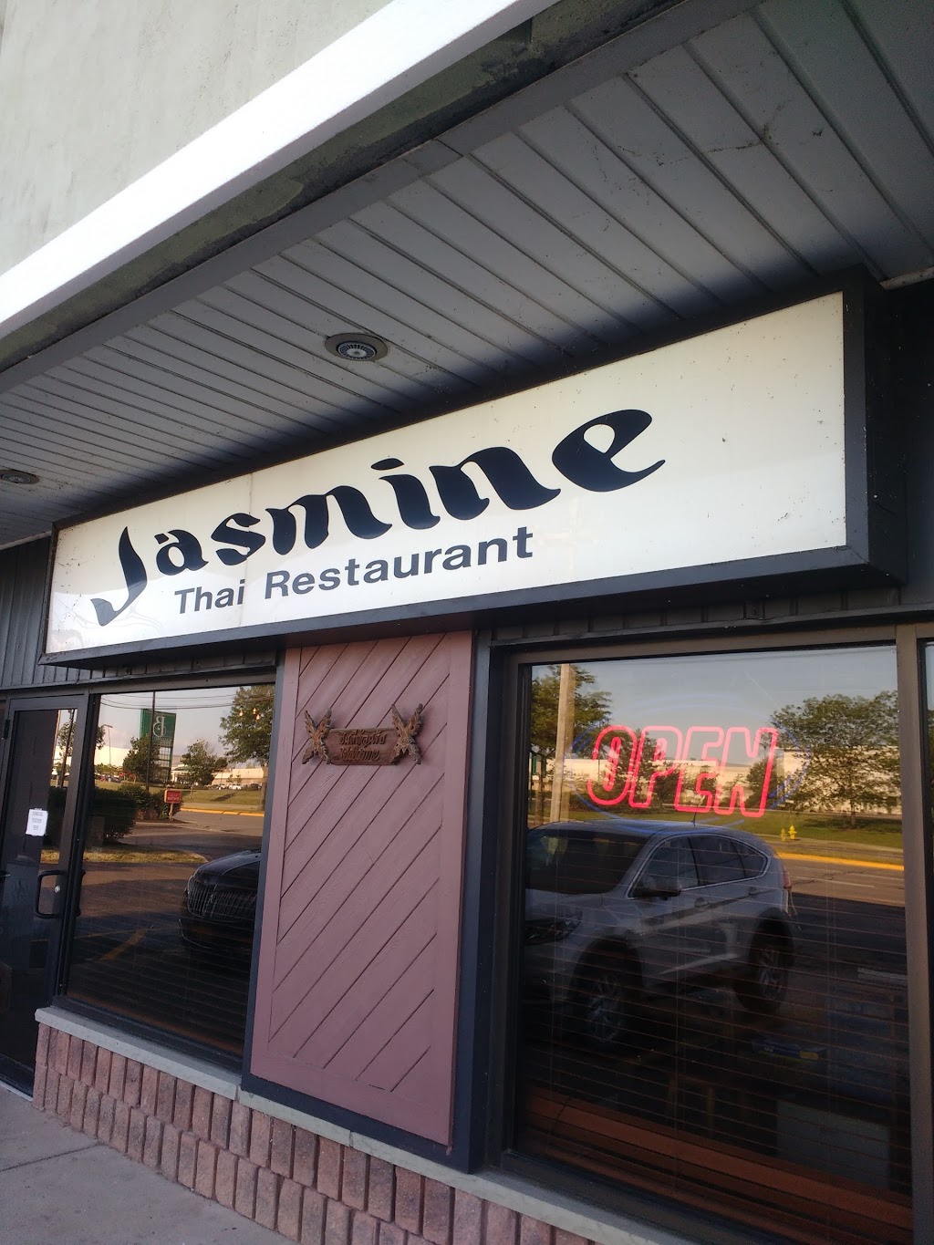 Jasmine | 1330 Niagara Falls Blvd, Tonawanda, NY 14150, USA | Phone: (716) 838-3011