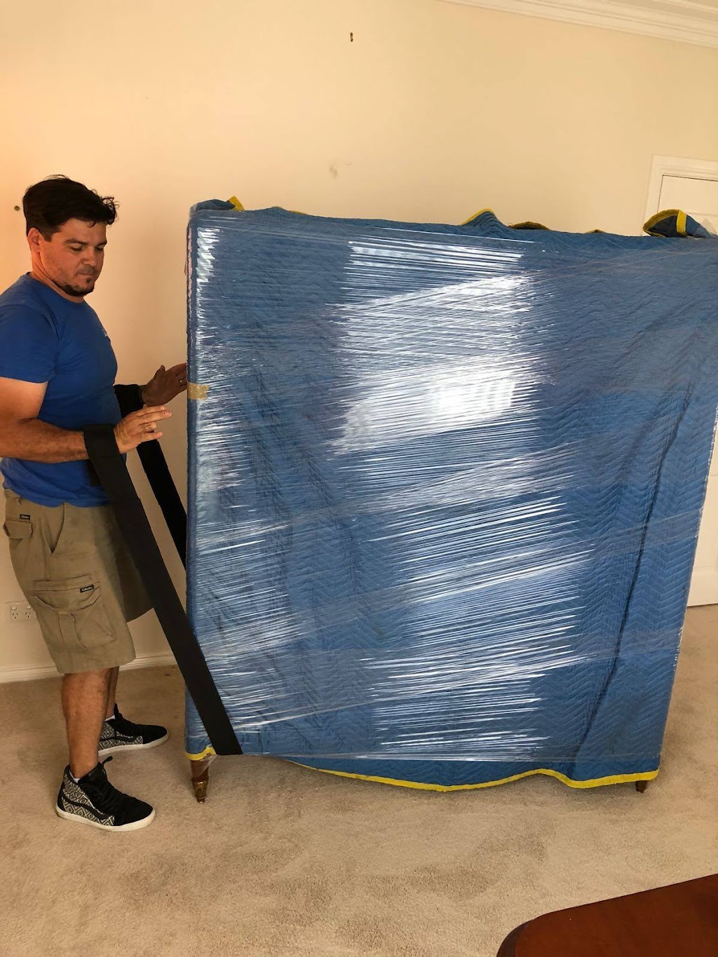 The Moving Company Inc | 7488 Byrnepark Walk #415, Burnaby, BC V3N 0B6, Canada | Phone: (604) 493-2051