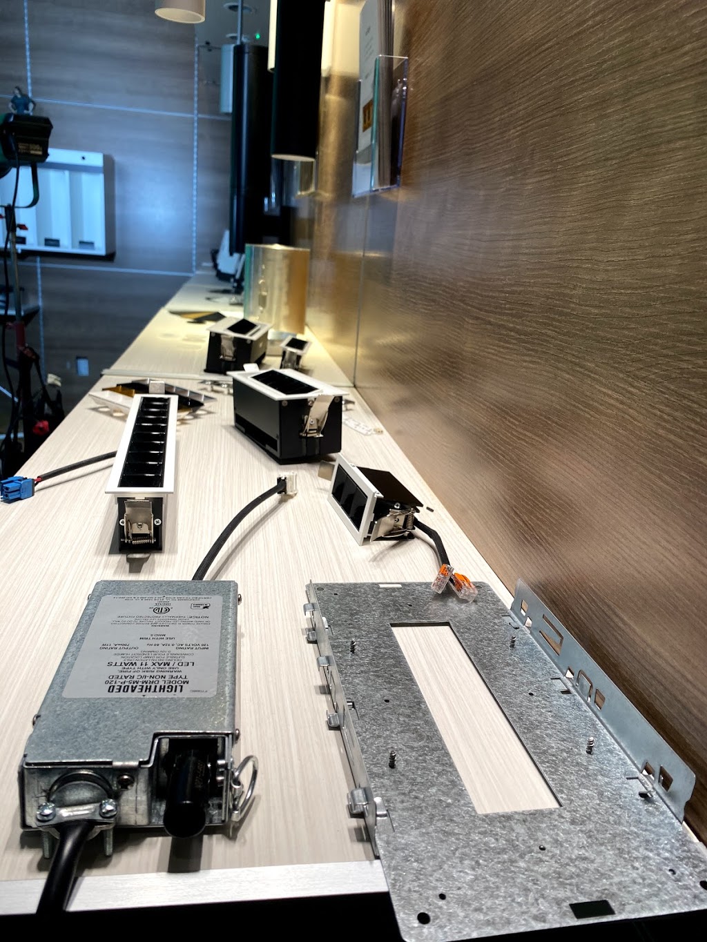 Lightheaded Lighting Ltd. | 572 Nicola Pl #1150, Port Coquitlam, BC V3B 0K4, Canada | Phone: (604) 464-5644