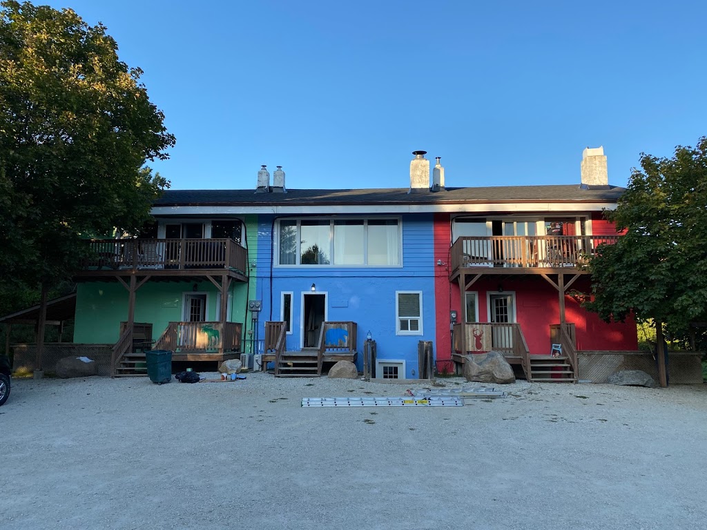 Chalet Blue | 195 Tyrolean Ln, The Blue Mountains, ON L9Y 0N4, Canada | Phone: (416) 816-4558