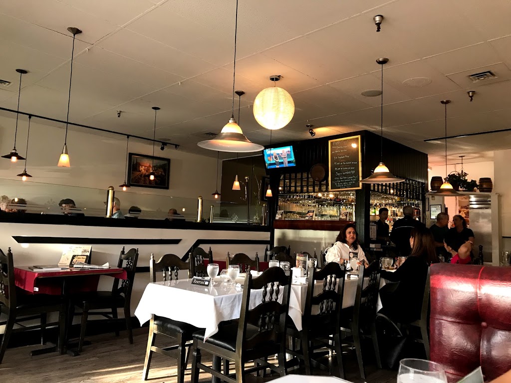 Red Rose Restaurant in Surrey | 6914 King George Blvd, Surrey, BC V3W 4Z9, Canada | Phone: (604) 591-8850