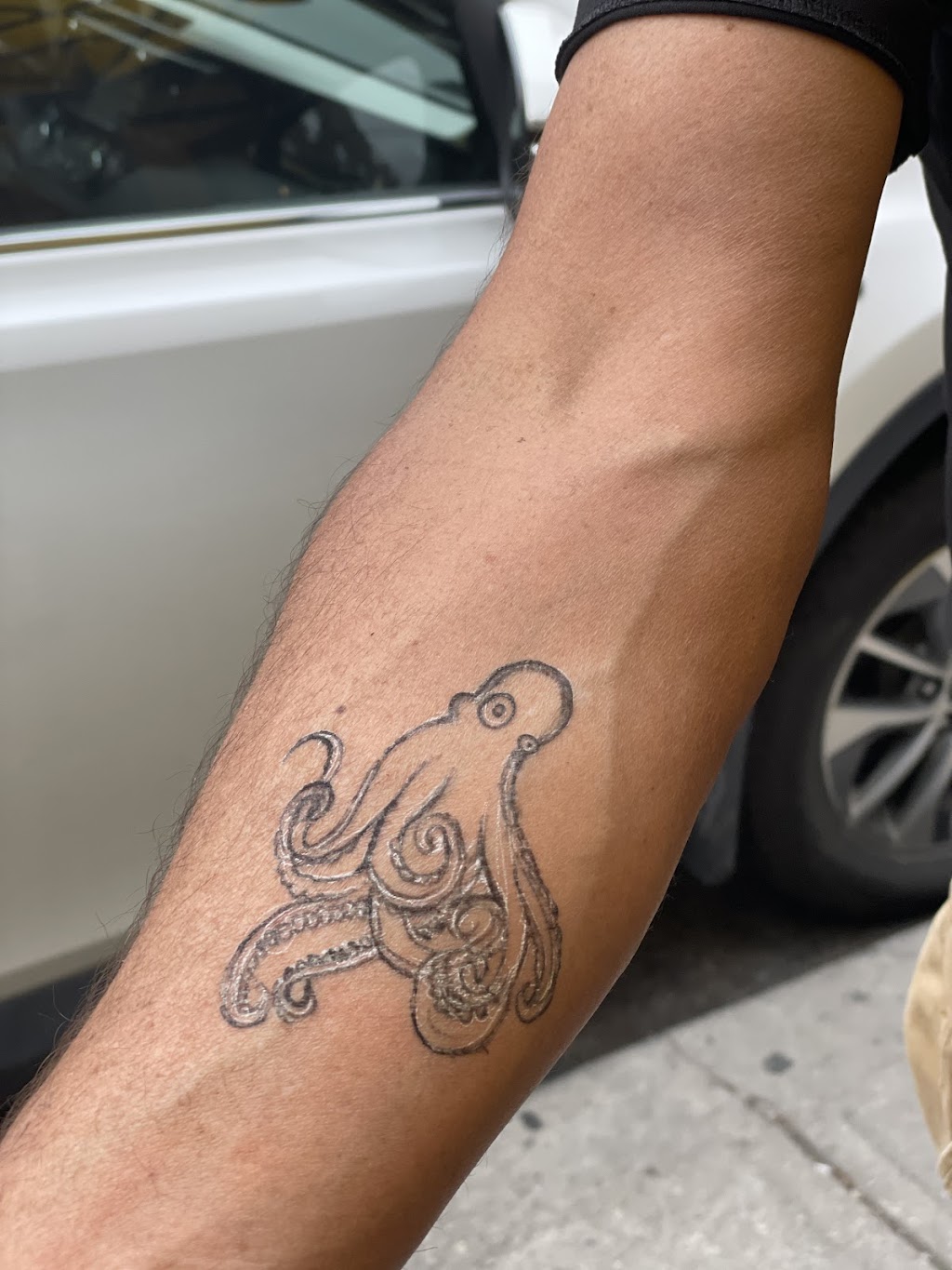 The Henna Doodler | 23 Oneida Crescent, Richmond Hill, ON L4B 0A2, Canada | Phone: (437) 999-8777